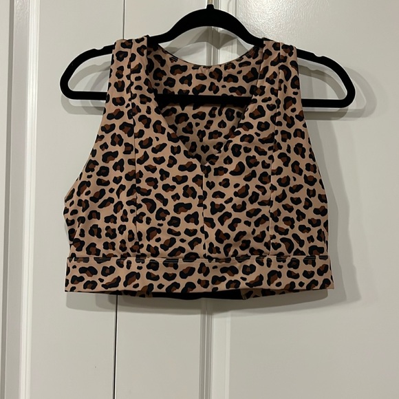 Fabletics Other - Lightly worn cheetah size XL Fabletics sports bra